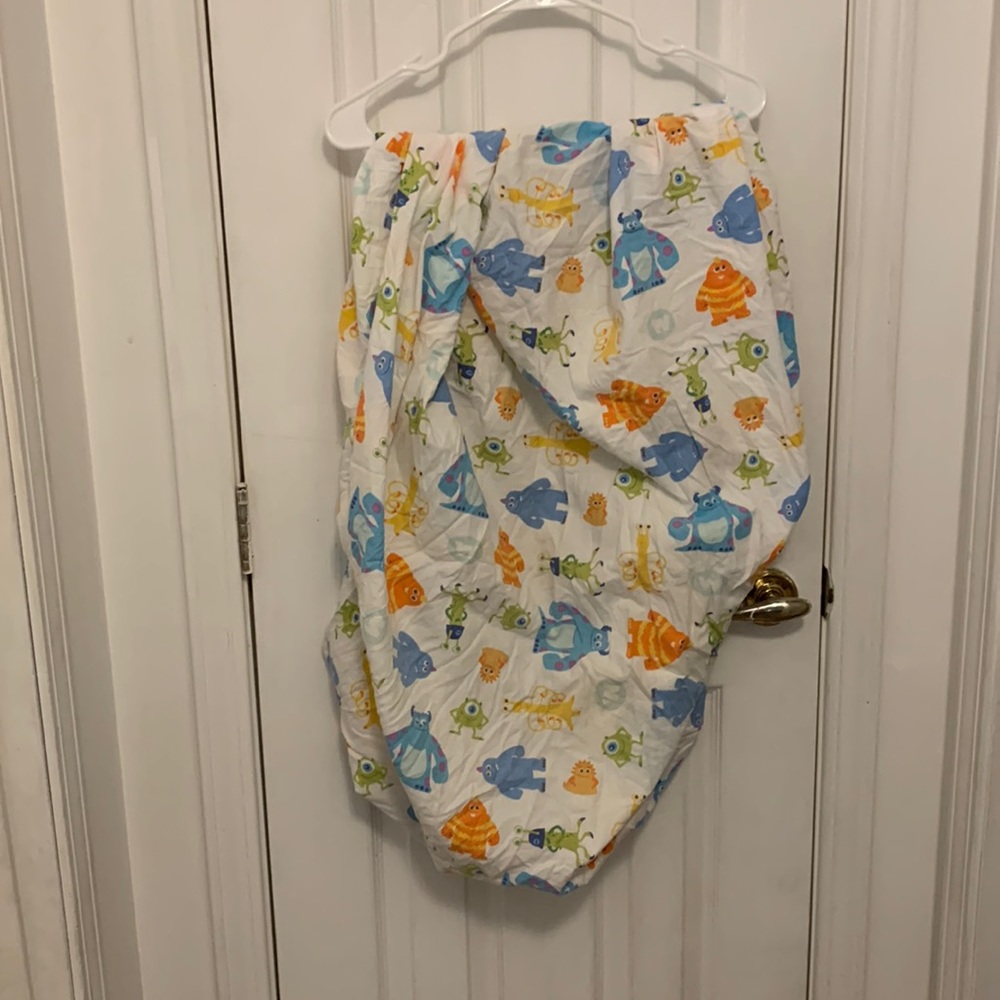 Disney crib sheet